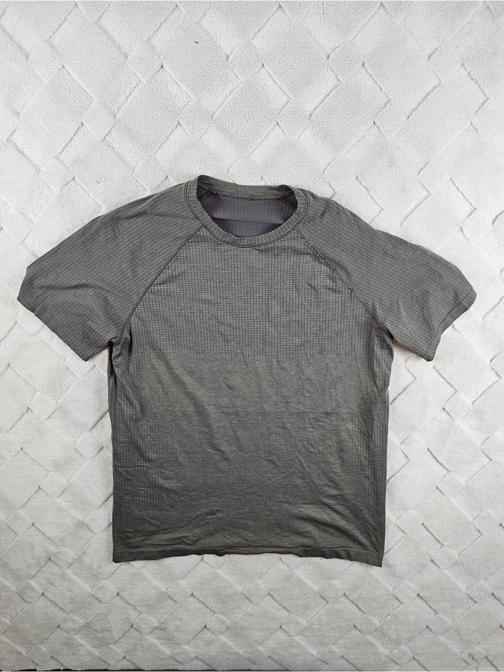 Lululemon Metal Vent Tech Short Sleeve Shirt Mens Large Gym Yoga Run wear